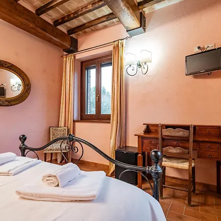 مزرعة للإقامة Il Borghetto