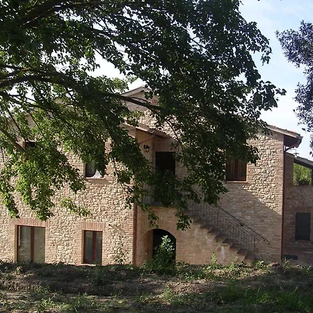 Il Borghetto مزرعة للإقامة تودي